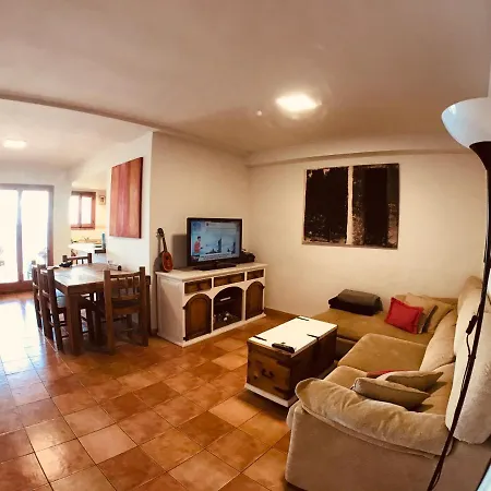 Apartamento Primera Linea De Playa. Valencia
