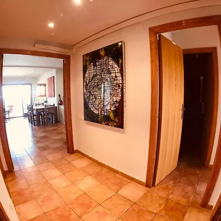Apartamento Primera Linea De Playa. * Valencia