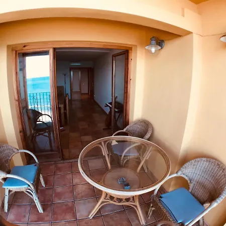 Apartamento Primera Linea De Playa. Apartment